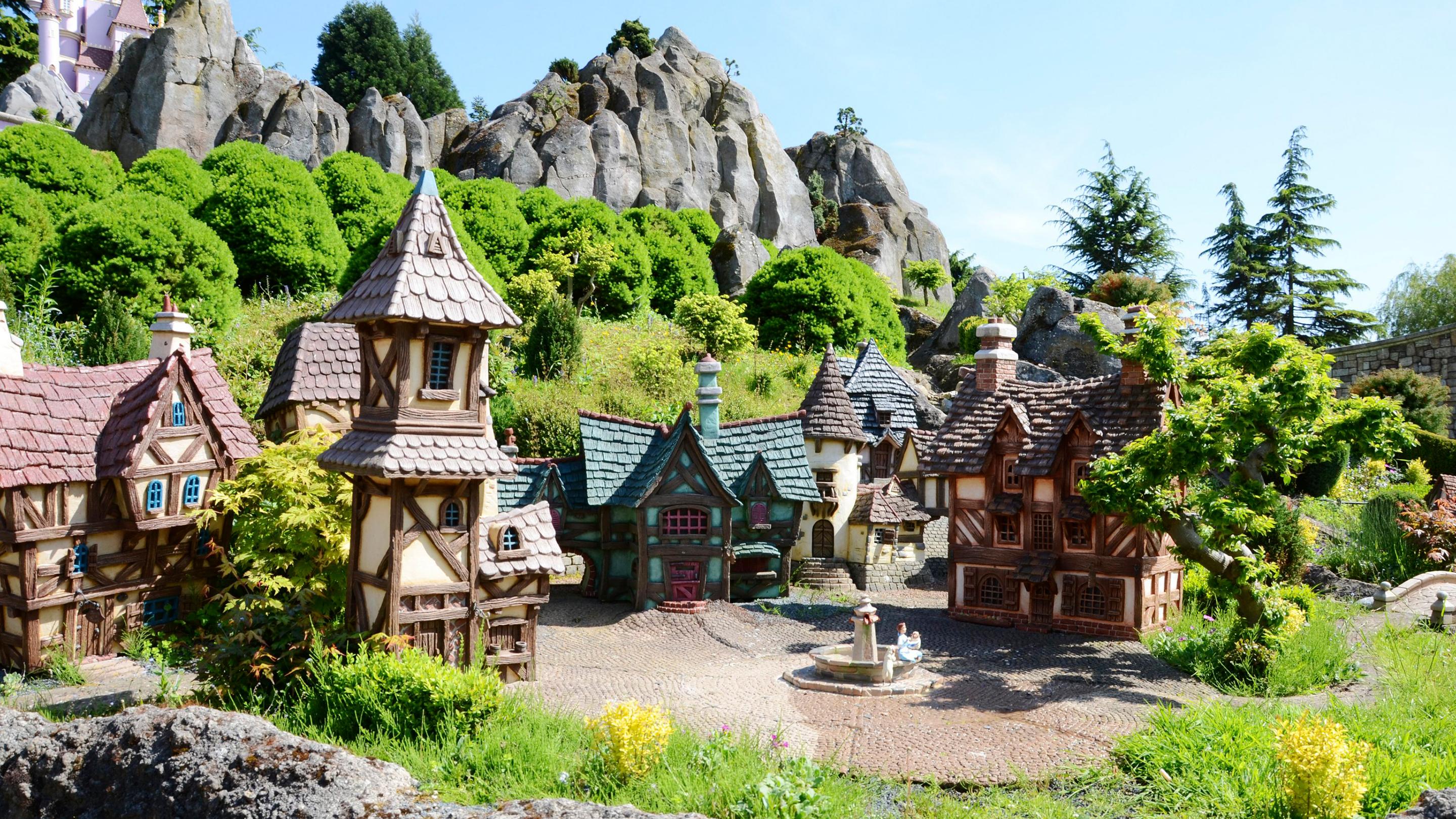 Le Pays des Contes de Fées, presented by Vittel