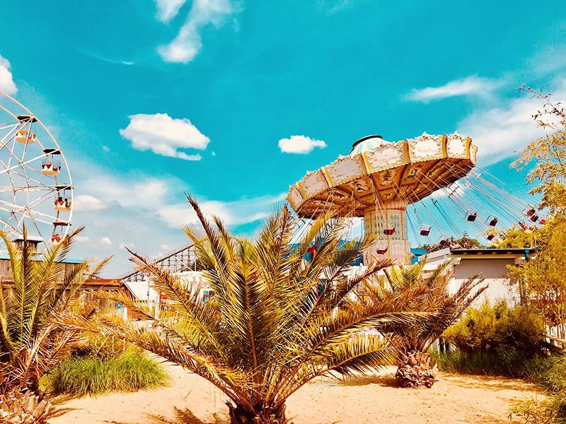 Pier Side Carousel